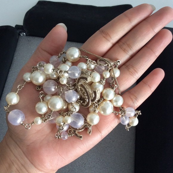 Authentic Chanel necklace - Picture 4 of 8